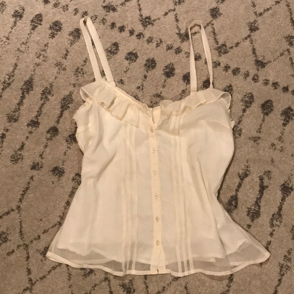 Levi’s White Tank